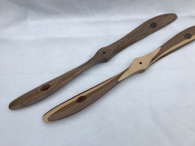 Dřevěná vrtule model